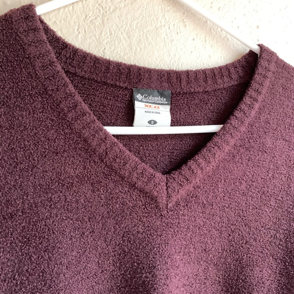 Ridiculously soft Columbia sweater - Picture 2 of 4